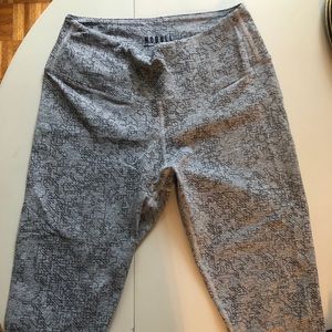 Nobull high rise crop